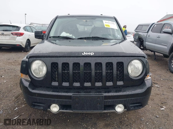2014 Jeep Patriot Limited with VIN 1C4NJRCBXED503572, listed as a IAAI auction lot 41937793 with 112,015 mi miles. Bid and sale history available at carsss.com. Image 12.