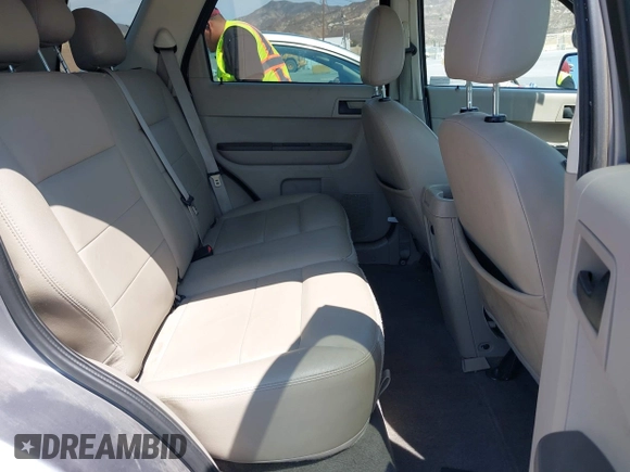 2008 Ford Escape Hybrid с VIN 1FMCU49H78KB05373, выставлен на аукционе IAAI как лот 42674809 с пробегом 111 299 миль миль и . История ставок и продаж доступна на DreamBid. Изображение 8.