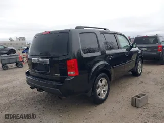 2009 Honda Pilot EX with VIN 5FNYF48469B008909, listed as a IAAI auction lot 41936818 with 261,834 mi miles. Bid and sale history available at carsss.com. Image 4.