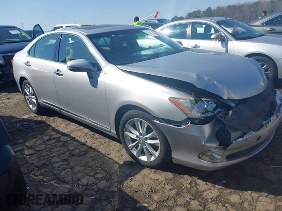2011 Lexus ES 330 with VIN JTHBK1EG7B2450958, listed as a IAAI auction lot 41766155 with Not Provided miles and . Bid and sale history available at carsss.com. Image 1.
