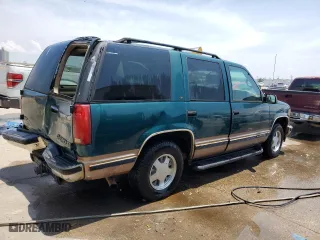 1998 Chevrolet Tahoe with VIN 1GNEC13R4WR131926, listed as a Copart auction lot 61548494 with 354,592 mi miles and Salvage Title. Bid and sale history available at carsss.com. Image 3.