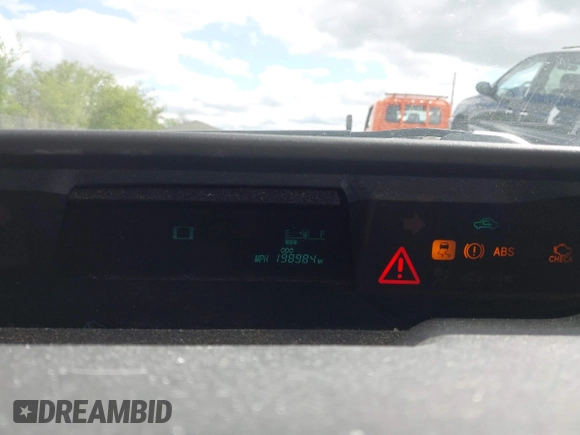 2007 Toyota Prius z VIN JTDKB20U573212497, wystawiony jako IAAI lot #42337219 z przebiegiem 198 984 mil mil oraz . Historia ofert i sprzedaży dostępna na DreamBid. Obrazek 7.