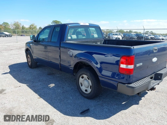 2007 Ford F-150 STX with VIN 1FTRX12W27NA23724, listed as a IAAI auction lot 41789668 with 255,067 mi miles and . Bid and sale history available at DreamBid. Image 3.