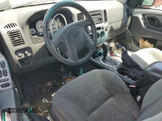 2005 Ford Escape XLT with VIN 1FMYU931X5KC50904, listed as a Copart auction lot 63425805 with 210,347 mi miles and Clean title. Bid and sale history available at DreamBid. Image 8.