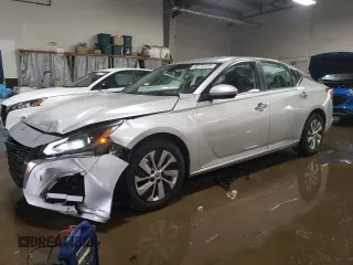 2023 Nissan Altima S with VIN 1N4BL4BV0PN324598, listed as a Copart auction lot 51869385 with 60,700 mi miles and Salvage Title. Bid and sale history available at carsss.com. Image 1.