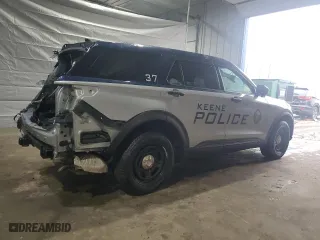 2020 Ford Police Interceptor Utility with VIN 1FM5K8AB5LGB76659, listed as a Copart auction lot 47830355 with 86,147 mi miles and Salvage Title. Bid and sale history available at carsss.com. Image 3.