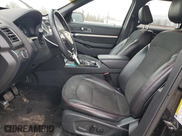2019 Ford Explorer XLT z VIN 1FM5K8DH4KGA20515, wystawiony jako Copart lot #45555215 z przebiegiem 90 219 mil mil oraz Szkoda całkowita • Salvage title. Historia ofert i sprzedaży dostępna na DreamBid. Obrazek 7.