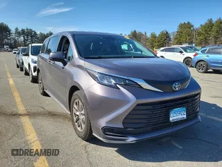 2022 Toyota Sienna LE с VIN 5TDKSKFC2NS047017, выставлен на аукционе IAAI как лот 42501101 с пробегом 155 942 миль миль и . История ставок и продаж доступна на DreamBid. Изображение 42.