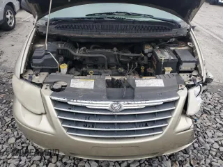 2005 Chrysler Town & Country Limited with VIN 2C8GP64L85R187212, listed as a Copart auction lot 53279095 with 112,233 mi miles and Salvage Title. Bid and sale history available at carsss.com. Image 12.