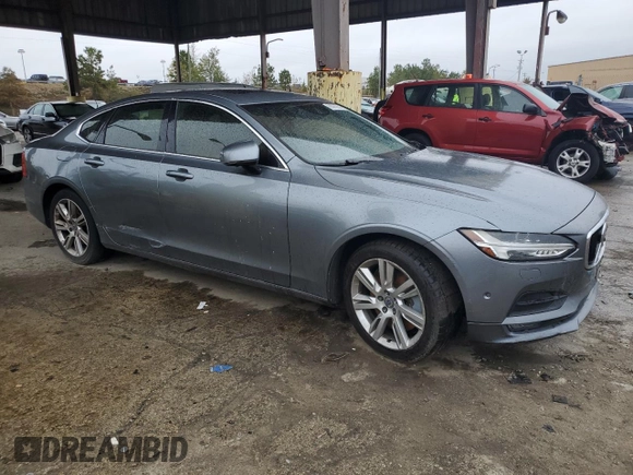 2017 Volvo S90 Momentum with VIN YV1A22MK7H1016668, listed as a Copart auction lot 80563854 with 157,575 mi miles and Clean Title. Bid and sale history available at carsss.com. Image 4.
