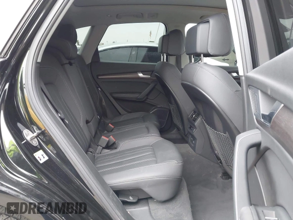 2023 Audi Q5 Premium Plus z VIN WA1BBAFY7P2187588, wystawiony jako IAAI lot #42052046 z przebiegiem 18 987 mil mil oraz . Historia ofert i sprzedaży dostępna na DreamBid. Obrazek 8.