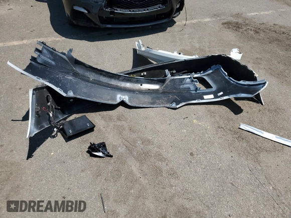 2016 Tesla Model X 70D z VIN 5YJXCAE26GF004233, wystawiony jako Copart lot #58378805 z przebiegiem 90 133 mil mil oraz Szkoda całkowita • Salvage title. Historia ofert i sprzedaży dostępna na DreamBid. Obrazek 12.