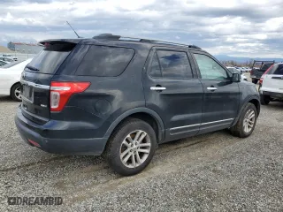 2014 Ford Explorer XLT with VIN 1FM5K8D81EGC39257, listed as a Copart auction lot 46367065 with 166,705 mi miles and Salvage Title. Bid and sale history available at carsss.com. Image 3.
