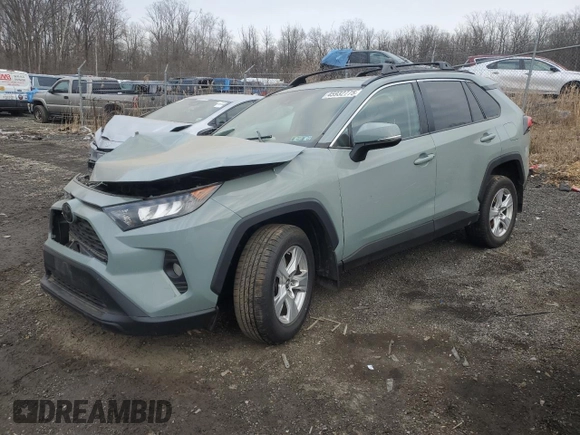 2019 Toyota RAV4 XLE with VIN 2T3P1RFVXKC040346, listed as a Copart auction lot 45932775 with 140,499 mi miles and Salvage Title. Bid and sale history available at carsss.com. Image 1.