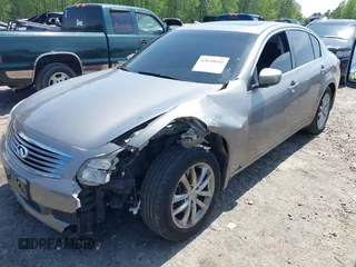 2009 Infiniti G37 x with VIN JNKCV61F89M361484, listed as a IAAI auction lot 42030692 with 173,313 mi miles. Bid and sale history available at carsss.com. Image 2.