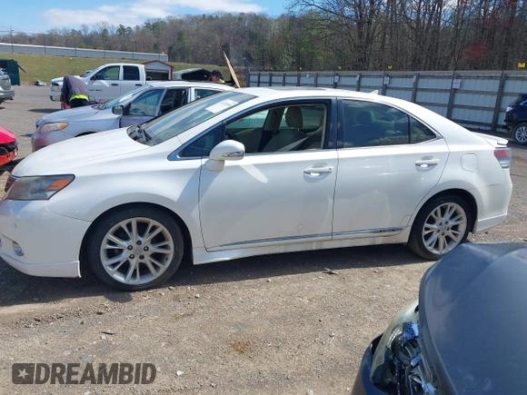 2010 Lexus HS 250h z VIN JTHBB1BAXA2019903, wystawiony jako IAAI lot #41712038 z przebiegiem 224 733 mil mil oraz . Historia ofert i sprzedaży dostępna na DreamBid. Obrazek 14.