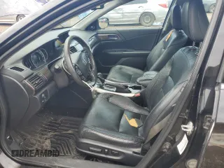 2016 Honda Accord Touring z VIN 1HGCR3F90GA023231, wystawiony jako Copart lot #63953765 z przebiegiem 167 506 mil mil oraz Czysty tytuł • Clean title. Historia ofert i sprzedaży dostępna na DreamBid. Obrazek 7.