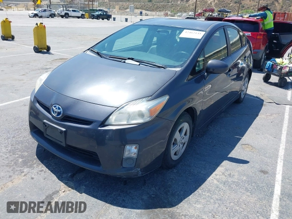 2011 Toyota Prius I z VIN JTDKN3DU9B1424881, wystawiony jako IAAI lot #42462141 z przebiegiem 184 611 mil mil oraz . Historia ofert i sprzedaży dostępna na DreamBid. Obrazek 2.