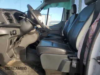 2023 Ford Transit Cargo z VIN 1FTBR3X80PKB02196, wystawiony jako Copart lot #85529414 z przebiegiem 89 528 mil mil oraz Szkoda całkowita • Salvage title. Historia ofert i sprzedaży dostępna na DreamBid. Obrazek 7.
