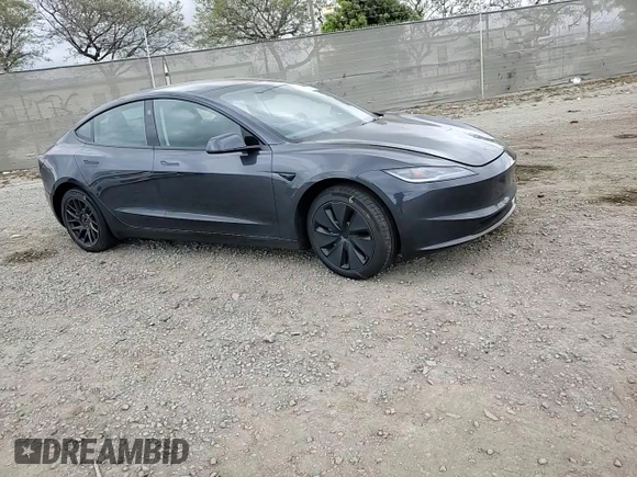 2025 Tesla Model 3 Long Range z VIN 5YJ3E1EA9SF892355, wystawiony jako Copart lot #52565545 z przebiegiem 12 825 mil mil oraz Szkoda całkowita • Salvage title. Historia ofert i sprzedaży dostępna na DreamBid. Obrazek 11.