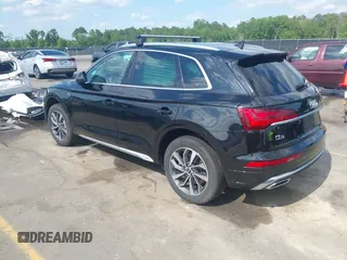 2024 Audi Q5 S line Premium Plus with VIN WA1EAAFY5R2030063, listed as a IAAI auction lot 42158057 with 35,897 mi miles. Bid and sale history available at carsss.com. Image 3.