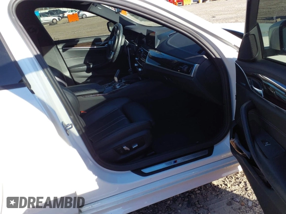 2017 BMW 5 Series 540i with VIN WBAJE5C36HG915721, listed as a IAAI auction lot 41668219 with 161,463 mi miles and . Bid and sale history available at carsss.com. Image 5.