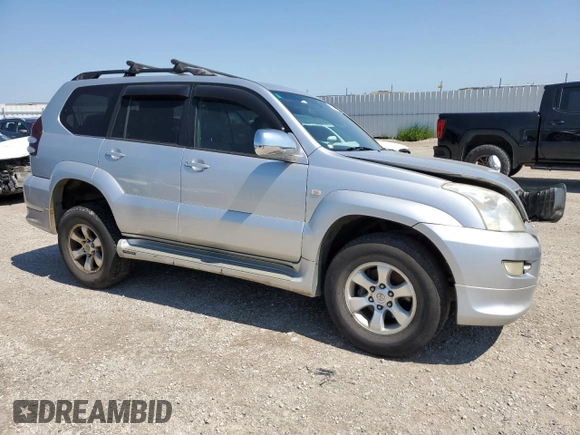 2002 Toyota Land Cruiser z VIN VZJ1210003634, wystawiony jako Copart lot #87504035 z przebiegiem 122 767 mil mil oraz Szkoda całkowita • Salvage title. Historia ofert i sprzedaży dostępna na DreamBid. Obrazek 4.