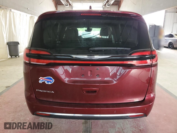 2021 Chrysler Pacifica Touring L z VIN 2C4RC1BG8MR513572, wystawiony jako Copart lot #58347025 z przebiegiem 16 535 mil mil oraz Szkoda całkowita • Salvage title. Historia ofert i sprzedaży dostępna na DreamBid. Obrazek 6.