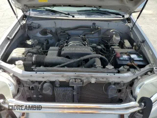 2005 Toyota Tundra SR5 with VIN 5TBDT44125S491087, listed as a Copart auction lot 48713535 with 192,238 mi miles and Salvage Title. Bid and sale history available at DreamBid. Image 12.