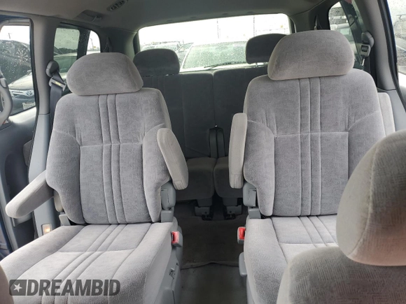 2002 Toyota Sienna LE with VIN 4T3ZF13C82U502111, listed as a Copart auction lot 80394434 with 134,058 mi miles and Clean Title. Bid and sale history available at carsss.com. Image 10.