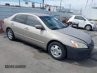 2003 Honda Accord LX z VIN JHMCM56313C050276, wystawiony jako IAAI lot #42019962 z przebiegiem 197 408 mil mil oraz . Historia ofert i sprzedaży dostępna na DreamBid. Obrazek 1.