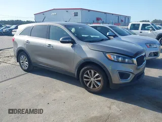 2018 Kia Sorento LX with VIN 5XYPG4A35JG417927, listed as a IAAI auction lot 42153693 with 75,971 mi miles. Bid and sale history available at carsss.com. Image 1.