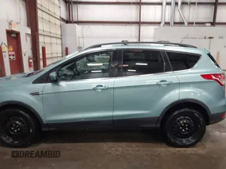 2013 Ford Escape SE with VIN 1FMCU0GX9DUB40739, listed as a IAAI auction lot 41633757 with 87,522 mi miles and . Bid and sale history available at DreamBid. Image 14.
