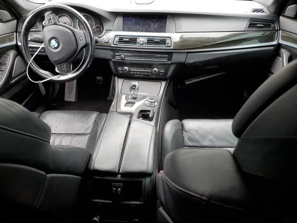 2013 BMW M5 z VIN WBSFV9C56DD096294, wystawiony jako Copart lot #57855005 z przebiegiem Nie podano mil oraz Tytuł czysty. Historia ofert i sprzedaży dostępna na DreamBid. Obrazek 8.