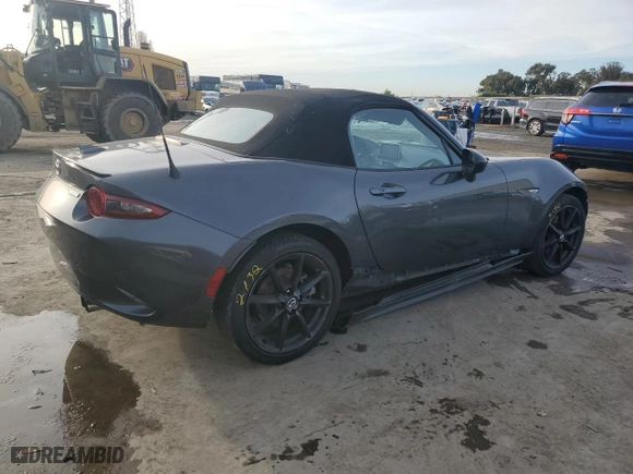 2016 Mazda MX-5 Miata Club with VIN JM1NDAC75G0103739, listed as a Copart auction lot 85727464 with 68,151 mi miles and Salvage Title. Bid and sale history available at carsss.com. Image 3.
