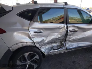 2017 Hyundai Tucson Value with VIN KM8J33A27HU418441, listed as a IAAI auction lot 41812422 with 111,406 mi miles. Bid and sale history available at carsss.com. Image 6.