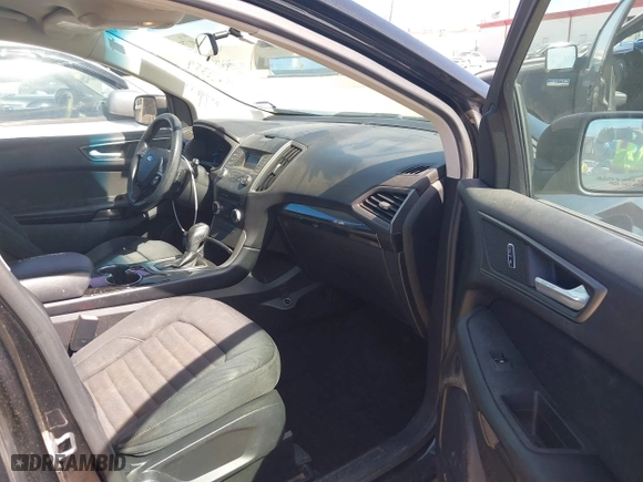 2015 Ford Edge SE with VIN 2FMTK3G80FBC33240, listed as a IAAI auction lot 41799359 with 221,359 mi miles. Bid and sale history available at carsss.com. Image 5.