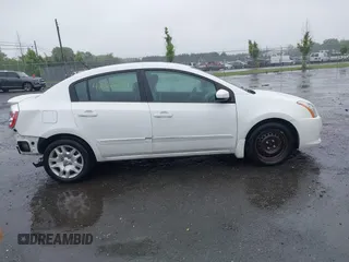 2012 Nissan Sentra SR z VIN 3N1AB6AP7CL622201, wystawiony jako IAAI lot #42336639 z przebiegiem 143 311 mil mil oraz . Historia ofert i sprzedaży dostępna na DreamBid. Obrazek 14.
