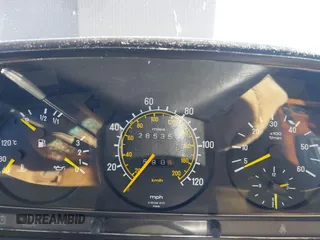 1985 Mercedes-Benz 300 with VIN WDBAB33C5FA218782, listed as a IAAI auction lot 41698746 with 285,352 mi miles and . Bid and sale history available at DreamBid. Image 7.