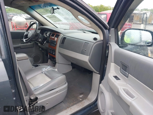 2007 Dodge Durango SLT с VIN 1D8HB48PX7F583353, выставлен на аукционе IAAI как лот 42331488 с пробегом 204 527 миль миль и . История ставок и продаж доступна на DreamBid. Изображение 5.