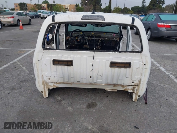 2017 Toyota Tacoma SR5 with VIN 3TMDZ5BN4HM025697, listed as a IAAI auction lot 41725799 with Not Provided miles. Bid and sale history available at carsss.com. Image 15.