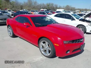 2013 Chevrolet Camaro LS z VIN 2G1FA1E39D9246369, wystawiony jako IAAI lot #41852560 z przebiegiem 192 862 mil mil oraz . Historia ofert i sprzedaży dostępna na DreamBid. Obrazek 1.