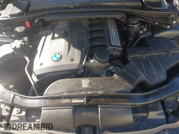 2011 BMW 3 Series 328i xDrive with VIN WBAPK7G52BNN78753, listed as a IAAI auction lot 41775527 with 89,309 mi miles. Bid and sale history available at carsss.com. Image 10.