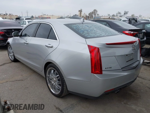 2013 Cadillac ATS Luxury z VIN 1G6AB5RX9D0156834, wystawiony jako IAAI lot #41870392 z przebiegiem 60 952 mil mil oraz . Historia ofert i sprzedaży dostępna na DreamBid. Obrazek 3.