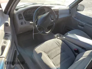 2000 Ford Explorer Sport z VIN 1FMYU60E4YUA88069, wystawiony jako Copart lot #48804015 z przebiegiem 122 071 mil mil oraz Szkoda całkowita • Salvage title. Historia ofert i sprzedaży dostępna na DreamBid. Obrazek 8.