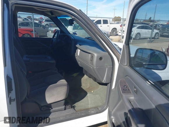 2004 GMC Sierra 1500 SLE with VIN 2GTEC19T541177492, listed as a IAAI auction lot 41482951 with 75,153 mi miles and . Bid and sale history available at DreamBid. Image 5.