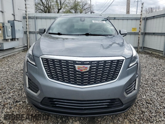 2021 Cadillac XT5 AWD Luxury z VIN 1GYKNBR49MZ147215, wystawiony jako Copart lot #50804575 z przebiegiem 82 153 mil mil oraz Czysty tytuł • Clean title. Historia ofert i sprzedaży dostępna na DreamBid. Obrazek 5.