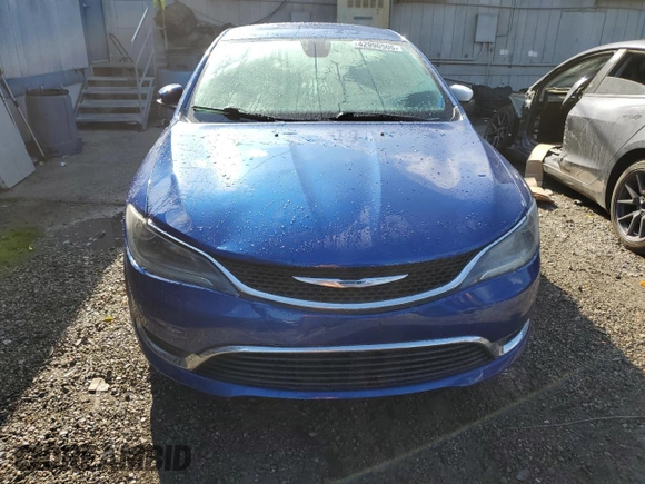 2016 Chrysler 200 Limited with VIN 1C3CCCABXGN145702, listed as a Copart auction lot 42990505 with 162,144 mi miles and Salvage Title. Bid and sale history available at DreamBid. Image 5.