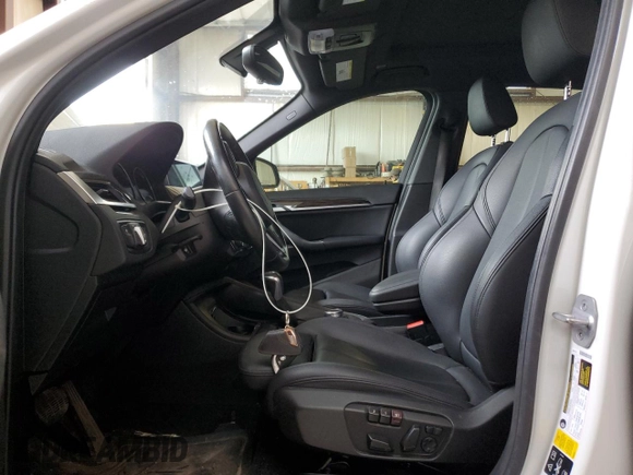 2018 BMW X1 xDrive28i с VIN WBXHT3C39J3H32053, выставлен на аукционе Copart как лот 58036695 с пробегом 169 152 миль миль и Списание • Salvage title. История ставок и продаж доступна на DreamBid. Изображение 7.