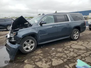 2019 Chevrolet Suburban LT with VIN 1GNSKHKC2KR215247, listed as a Copart auction lot 55659765 with 112,224 mi miles and Clean Title. Bid and sale history available at DreamBid. Image 1.